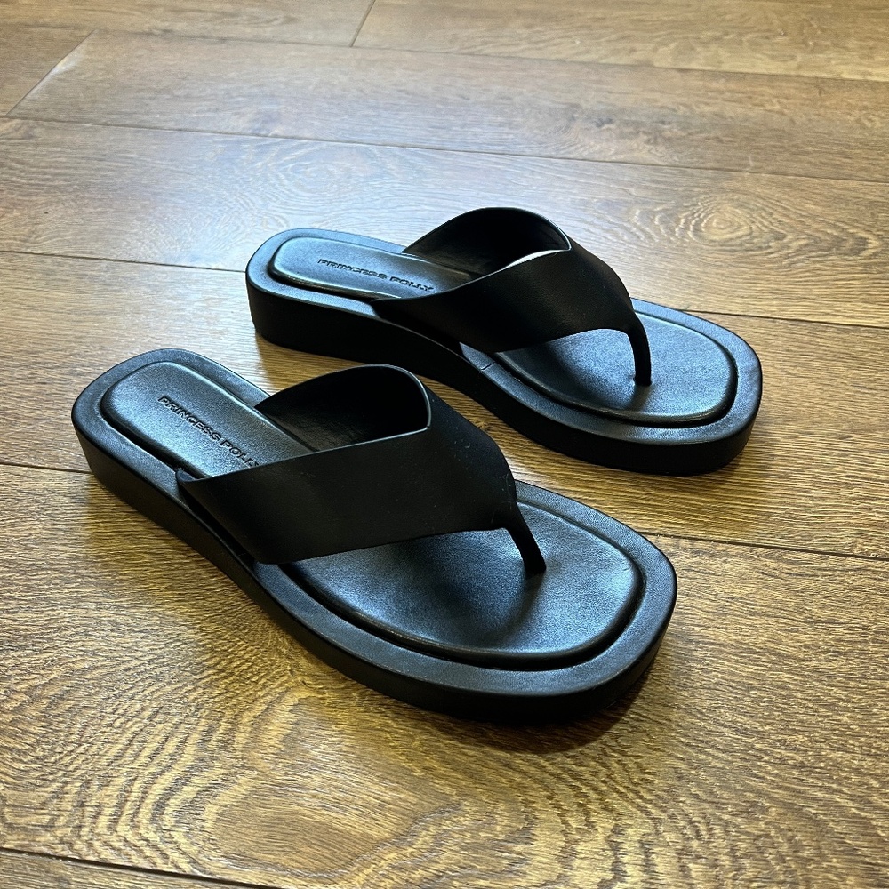 Tampa Black Thong Sandal